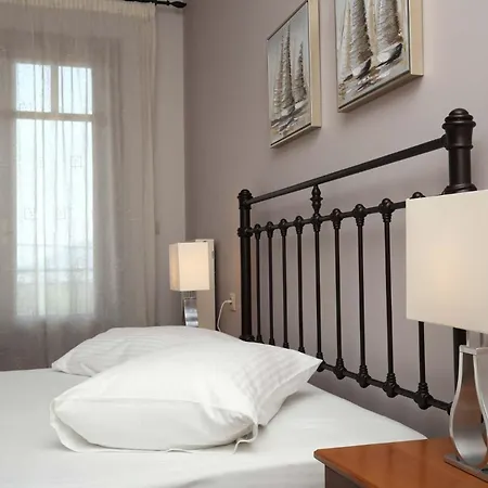 Апартаменты Corina