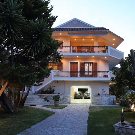 Corina Апартаменты Apolpaina