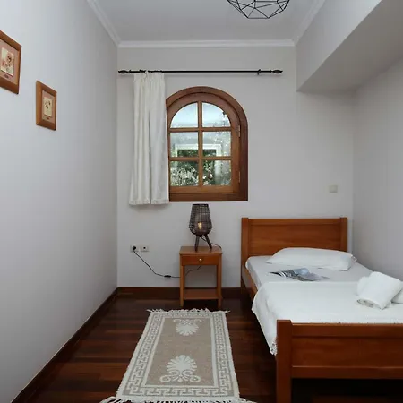 Corina 아파트 Apolpaina