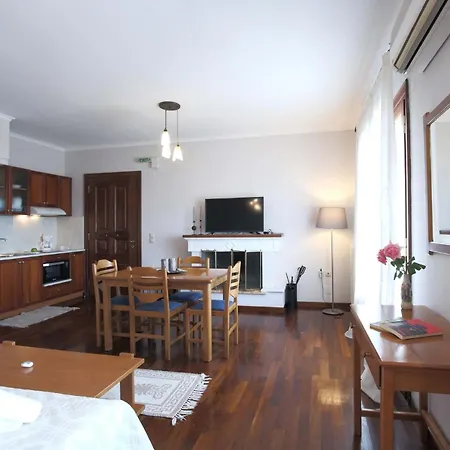 Corina Apartment Apolpaina