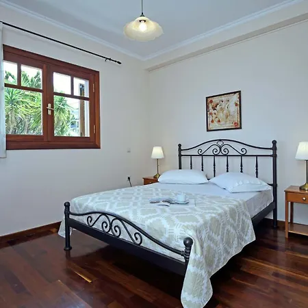Corina Apartment