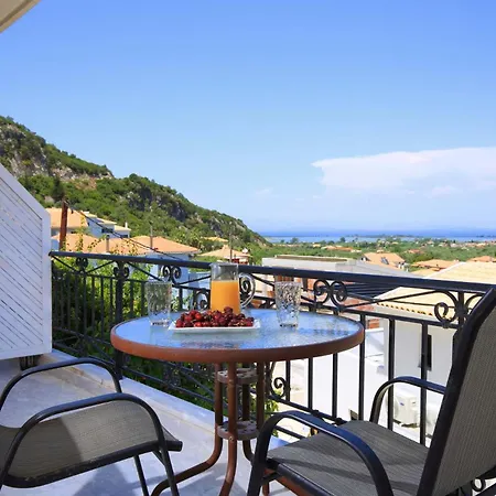 Apartament Corina Apolpaina